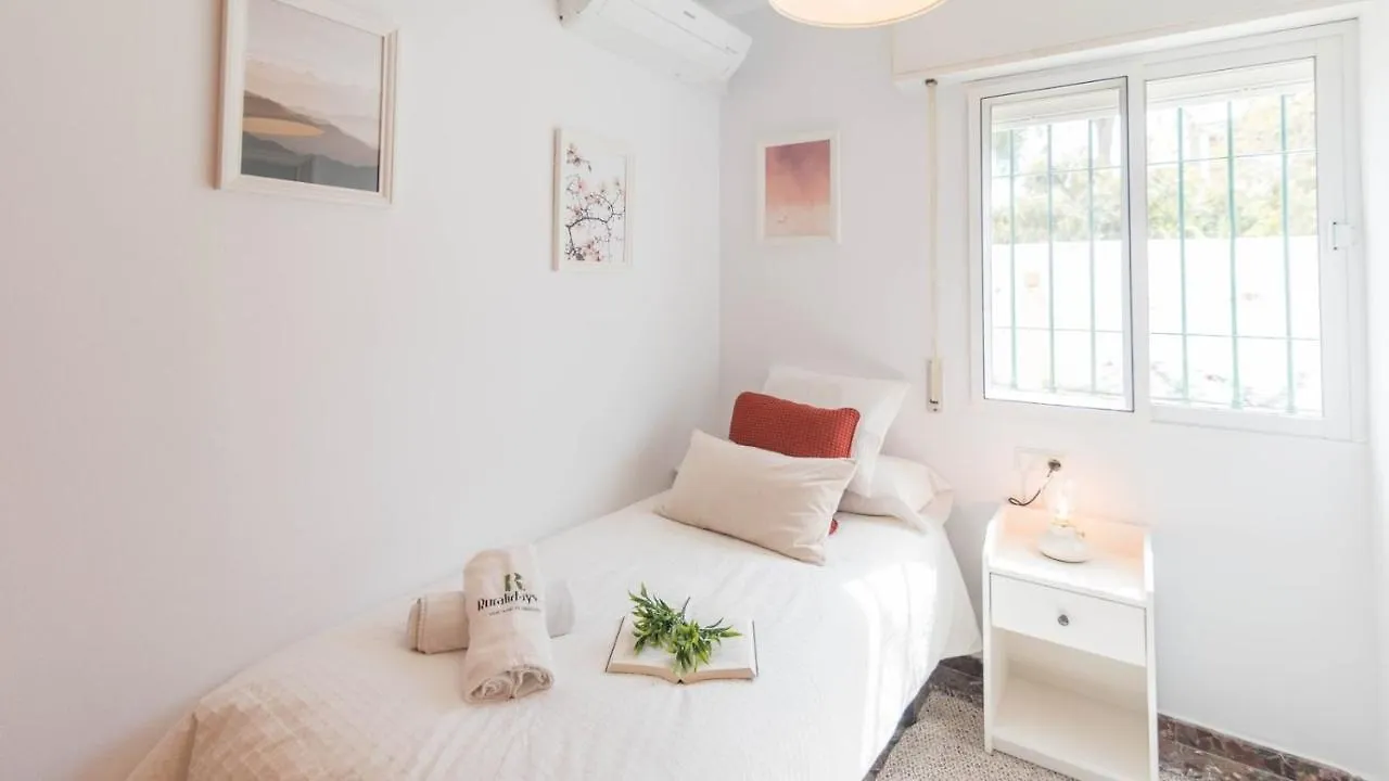 Villa Cañadu Nerja by Ruralidays