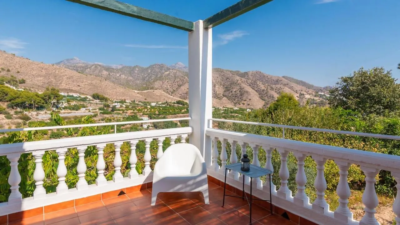 Villa Cañadu Nerja by Ruralidays
