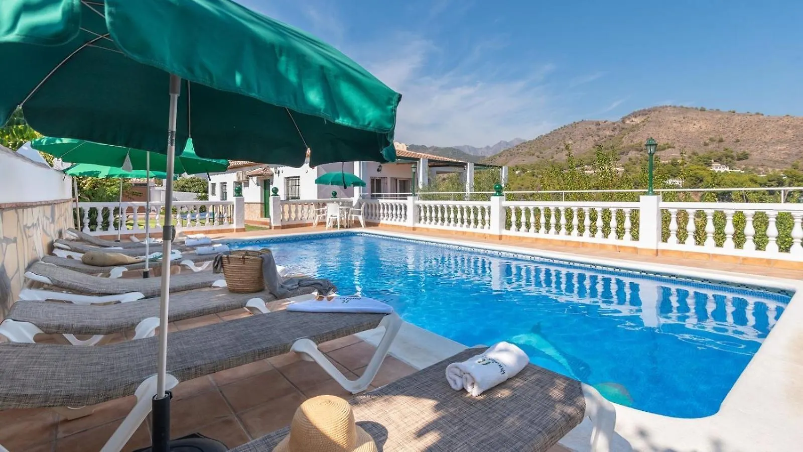 Feriehus Villa Canadu Nerja By Ruralidays Spanien